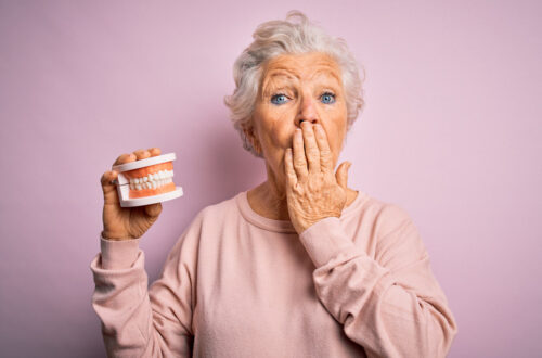 Implant Overdentures vs. Traditional Dentures: Which is Right for You?